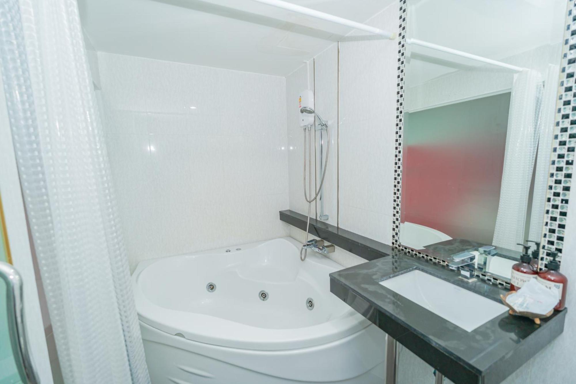 Patong Diamond Hotel Εξωτερικό φωτογραφία